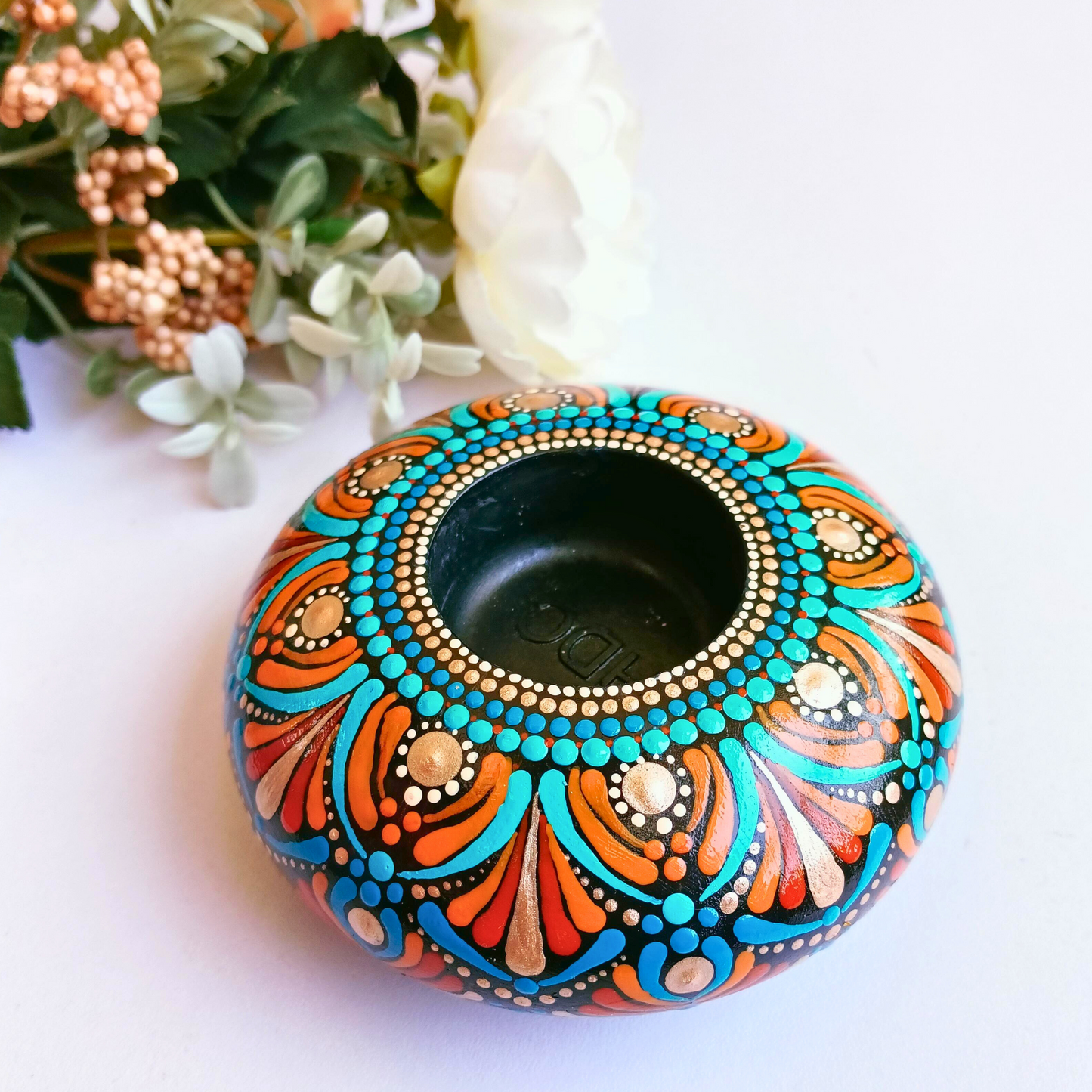 The Homely Habitat™ Handcrafted Concrete Tealight Candle Holder - Blue Red