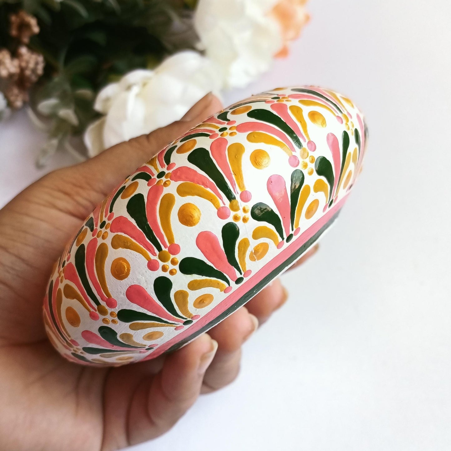 The Homely Habitat™ Handcrafted Concrete Tealight Candle Holder - White Green Pink